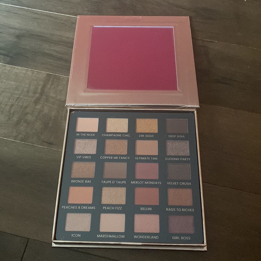 Iconic London Day to Slay Pallette
